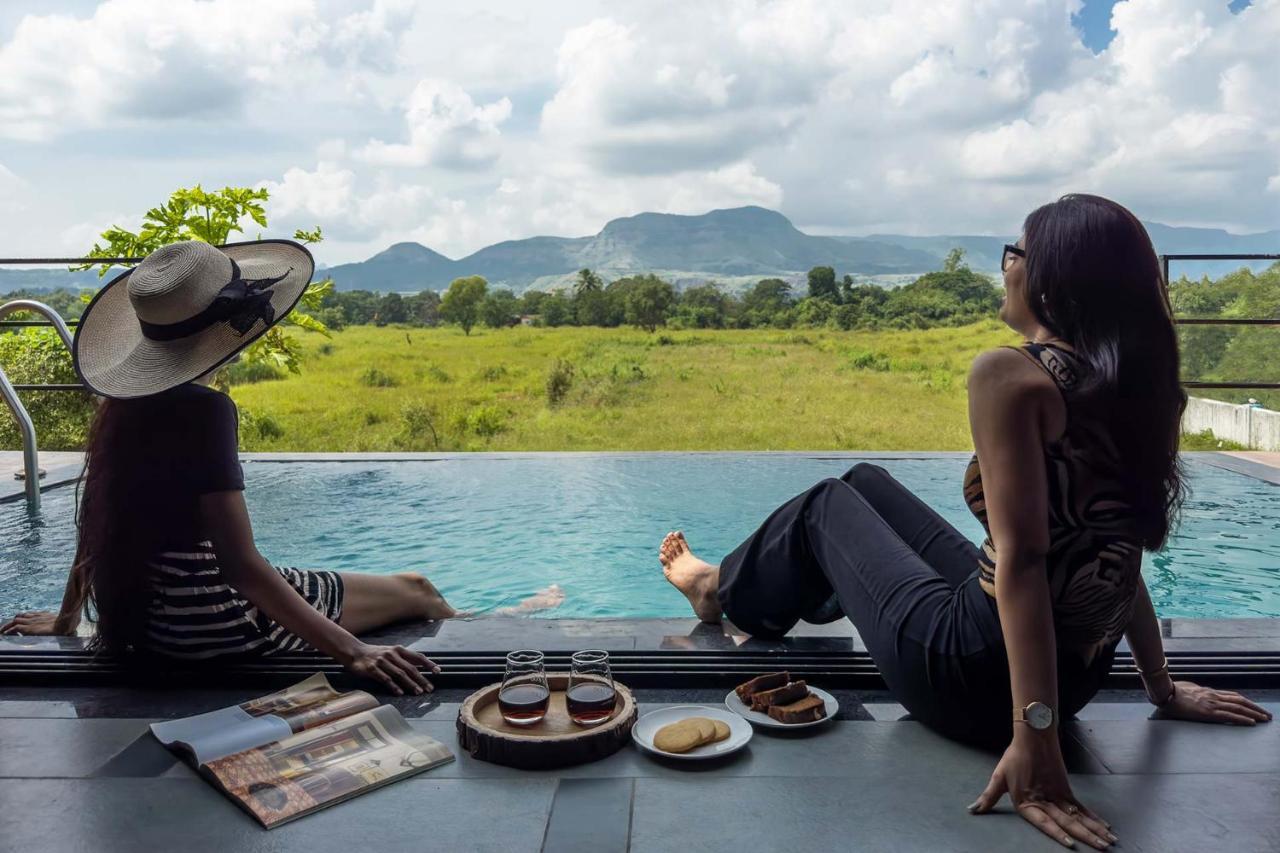 Two Villa By Stayvista With Infinity Pool, Farm & Mountain Views, Modern Interiors Karjat Bagian luar foto